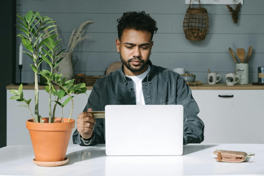How to Start an Online Business in 2025 (Zero Investment Guide